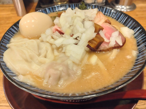 「夜限定　燕三条リスペクト大盛＋ワンタン」@麺処 青野の写真