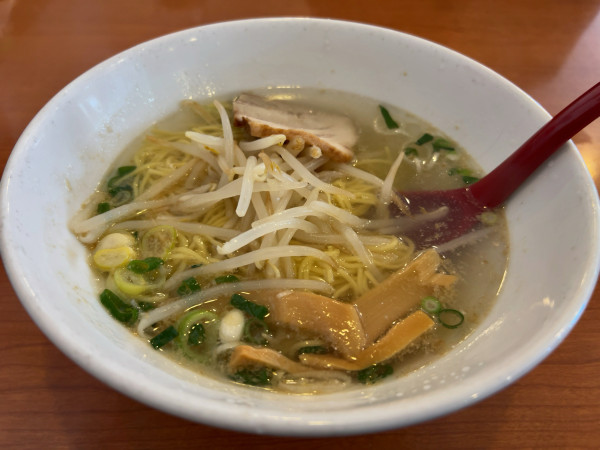 「塩ラーメン」@台湾料理 天興飯店 知立店の写真