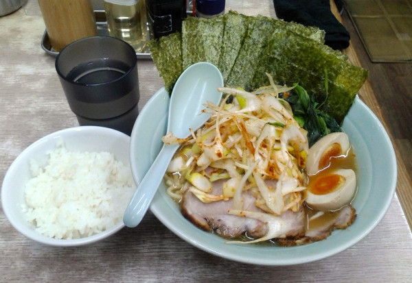 「人形町スペシャル(1000円)+半ライス(100円)」@人形町らーめん いなせの写真