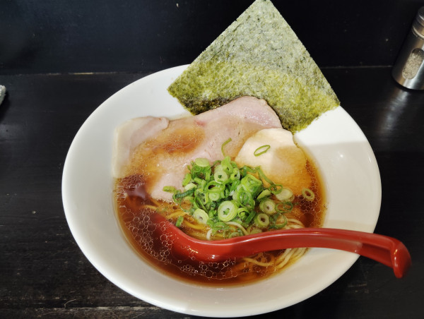 「限定　　鰹の中華そば　900円　　和え玉　　200円」@らぁ麺すみれ堂の写真