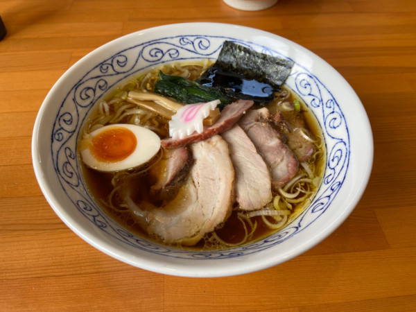 「手打ち中華(全部のせ)(1380円)」@手打ち中華 よしだの写真