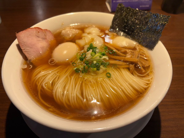 「支那そば味玉わんたん麺1280円」@支那そば かでかるの写真