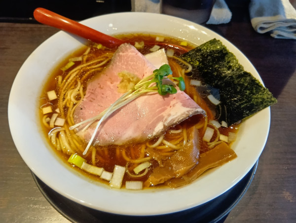 「醤油らぁめん　崩れ味玉のマヨチャーシュー丼　和え玉」@麺処 夏海の写真