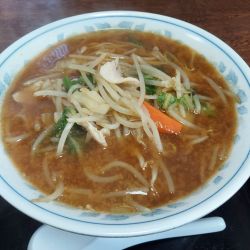 サッポロみそラーメン 800円
