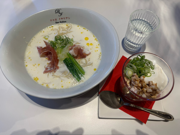 「【温製】聖夜のホワイト＆グラスチーズご飯」@らぁ麺 ドゥエイタリアン GINZA GUCHIの写真