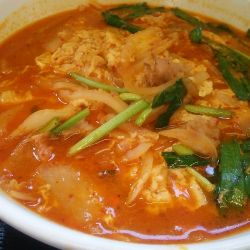 チゲ味噌ラーメン 750円＋半ライス 150円