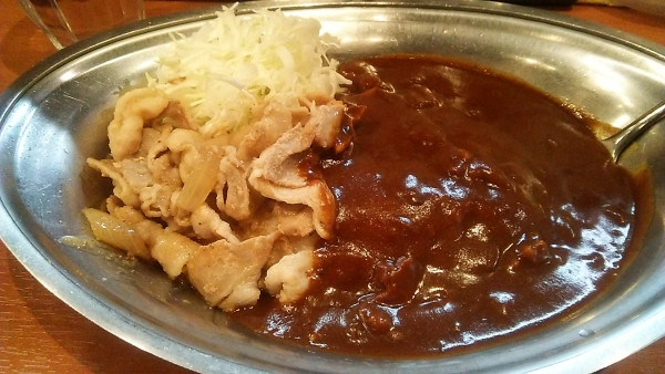 「生姜焼き合いがけカレー 900円」@カレーの市民 アルバ 秋葉原本店の写真