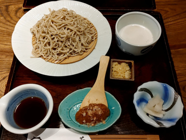 「辛み蕎麦（1,650円）」@蕎麦料理處 萱の写真