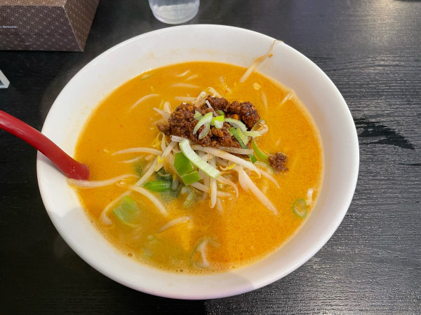 「坦々ラーメン700円」@中国食堂 徐さんの店の写真