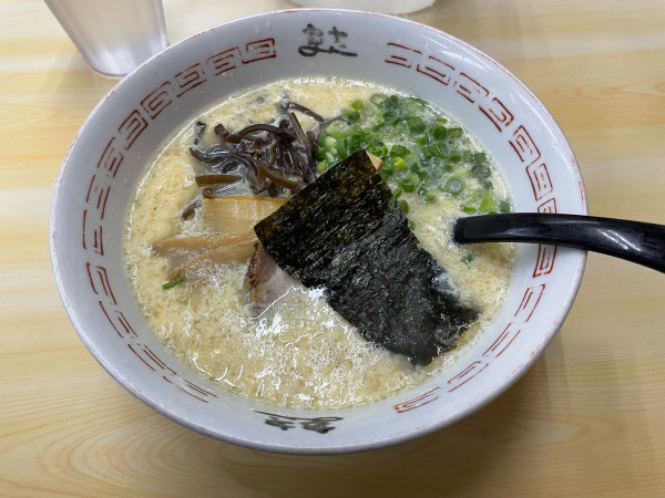 「不知火ラーメン850円」@九州博多 長浜らーめん まき 池田公園本店の写真