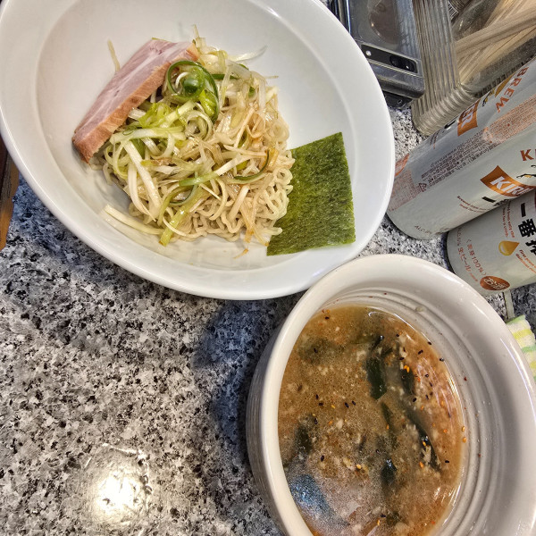 「【期間限定】ネギ七味お酢つけ麺 少なめ」@麺屋 有希の写真