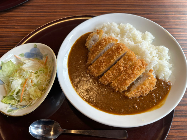 「ロースカツカレー（並盛）1,419円」@海山亭いっちょう 富岡店の写真