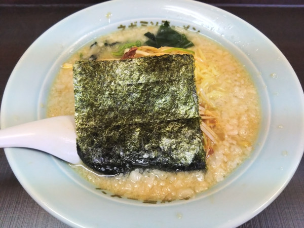 「ネギラーメン（背脂増し）」@ラーメンショップ椿 ひたちなか店の写真