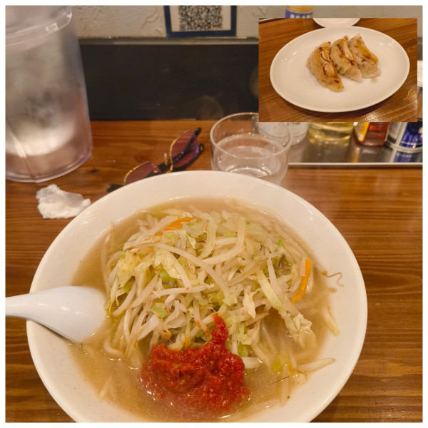 「辛タンメンと餃子（3個）　1150円」@餃子とタンメンの店 かしわぎの写真