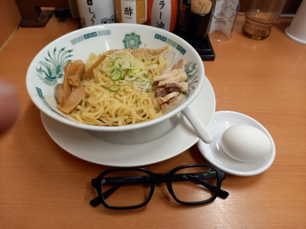 「汁なしラーメン」@日高屋 蒲田東口店の写真