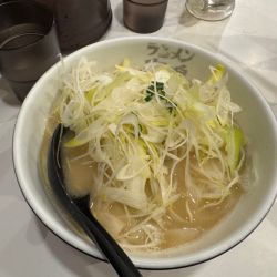 とんこつラーメンネギ増