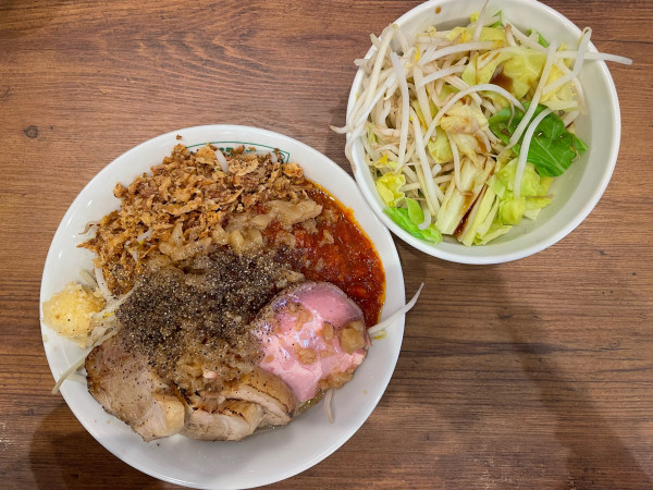「肉トマ二郎、野菜マシ」@トマトラーメン カッパハウス 国分寺店の写真