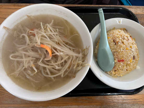 「チャーハンセット(半チャーハン)→もやしそば変更」@栄龍軒の写真