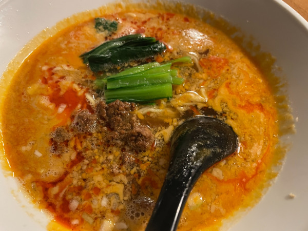 「担々麺：1000円」@もつ焼街中華X&Cの写真