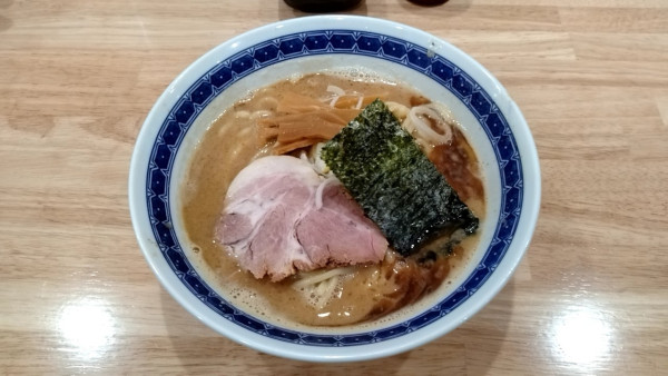 「ラーメン_1000円」@中華そばの店 みのひの写真