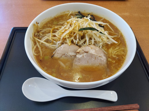 「味噌らぁ麺 1419円」@デニーズ 谷在家店の写真