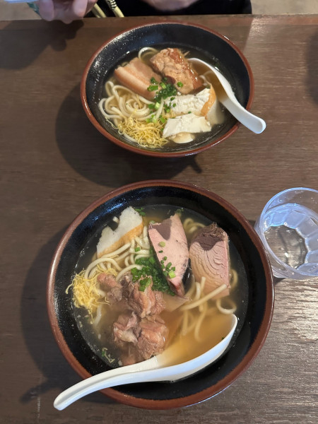 「かめそば850円 & 伊良部そば780円」@伊良部そば かめの写真