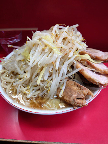 「大豚  野菜  ニンニク  カラメ」@ラーメン二郎 三田本店の写真