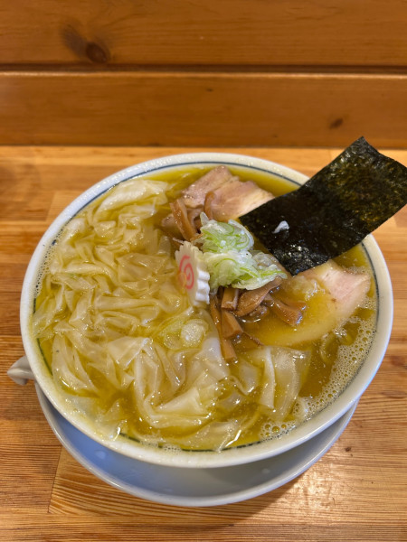 「ワンタン麺　1160円」@there is ramenの写真