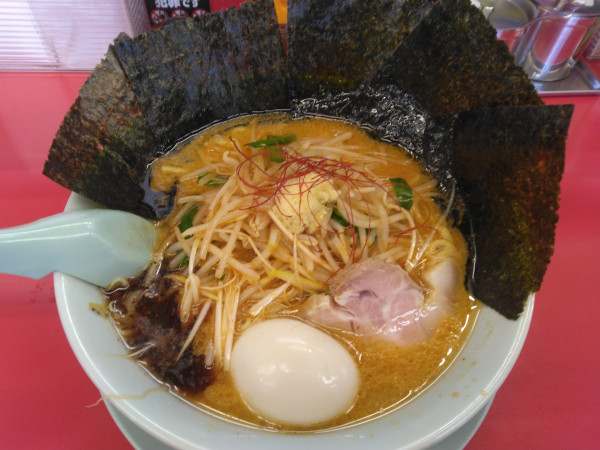 「G系もやし味噌ラーメン940円味玉140円海苔140円」@山岡家 柏店の写真
