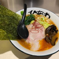 辛うまラーメン（肩ロース）900円