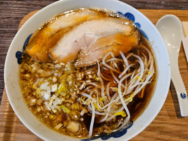 「醤油ジンジャー中華そば」@アノラーメンの娘の写真