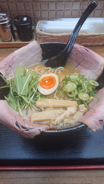「出汁白湯ラーメン」@ラーメン こけしの写真