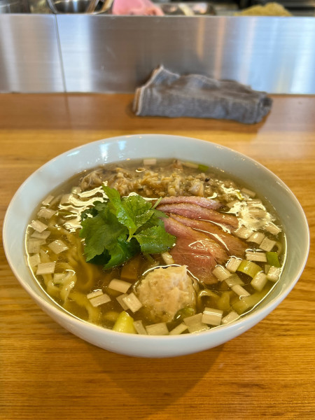 「鴨と浅利の塩そば」@麺 㐂色の写真