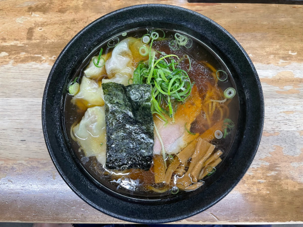 「醤油ワンタン(¥1,200)」@豊中 麺哲の写真