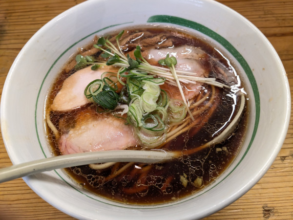 「らーめん正油」@ロ麺ズの写真