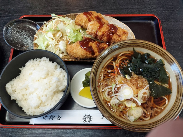 「たぬき蕎麦とカキフライライスセット 830円」@大むら茶屋の写真