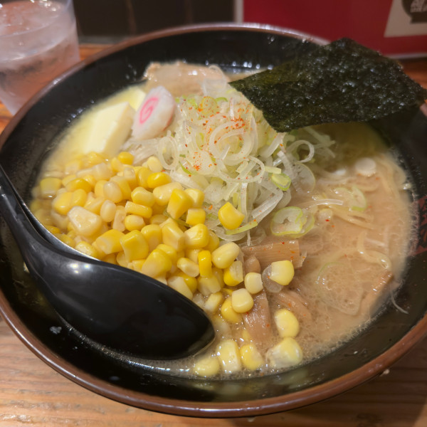 「純味噌バターコーンラーメン」@熟成らーめん 銀のくらの写真