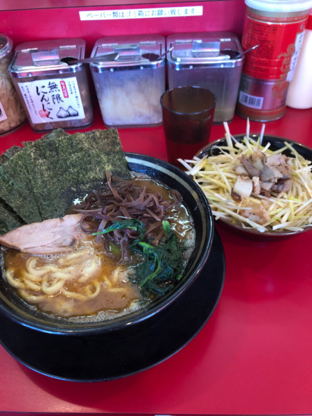 「ラーメン➕ネギ丼」@家系ラーメン 王道 神道家の写真