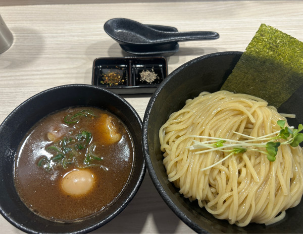 「味玉つけ麺（大盛）」@つけめん 満を持しての写真