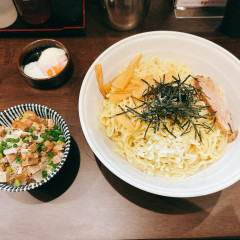 油そば 一二三 福岡天神大名店の画像