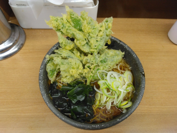 「あしたば天そば490円」@葛西めんやの写真