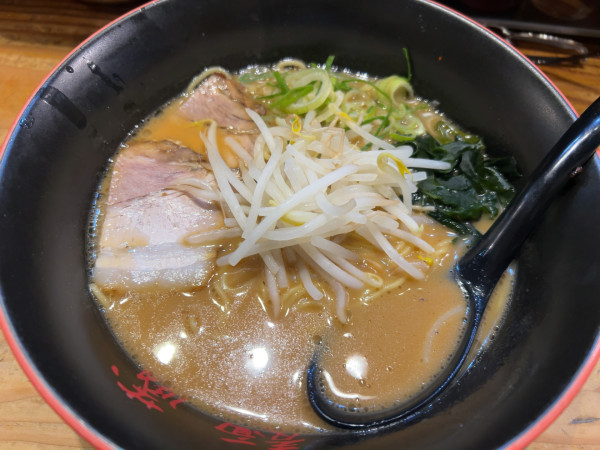 「しょうゆらーめん」@麺蔵 加納町本店の写真