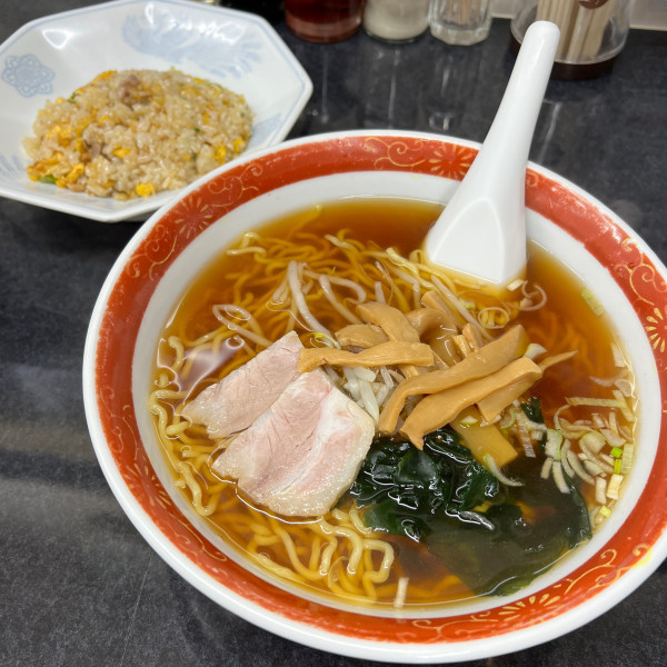 「ラーメン 半炒飯 800円」@風味亭の写真