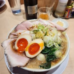 チャーシュー背脂中華