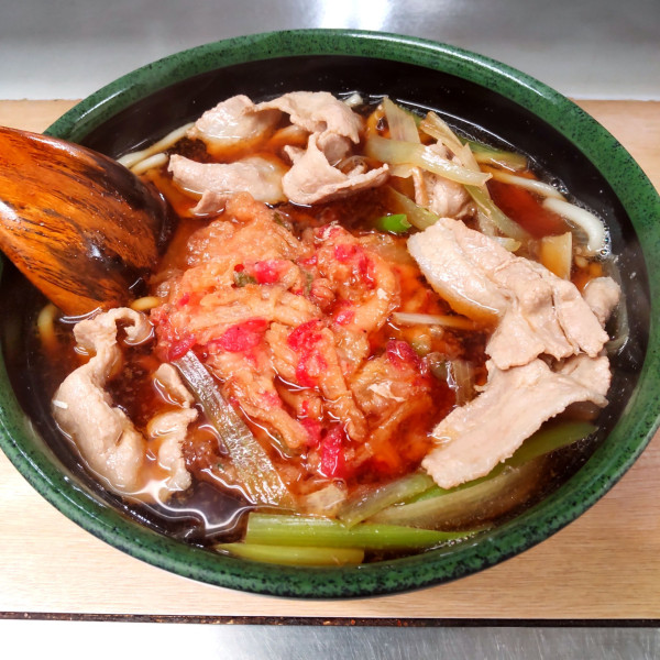 「サービスランチ 肉うどん（￥470）＋かきあげ（￥80）」@信濃路 蒲田店の写真