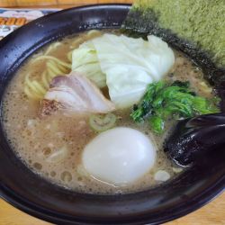 とんこつ醤油　※かため、うすあじ　※㋗で５００円　＋味付玉子