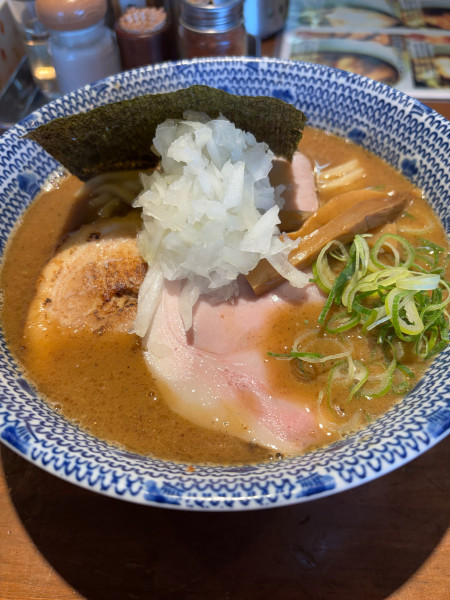 「真空そば サービスチャーシュー」@喜元門 本店の写真