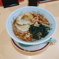 ラーメン(正油味)(700円)