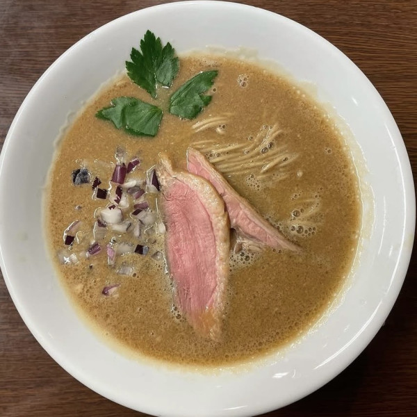 「鴨白湯そば」@麺麓menrokuの写真