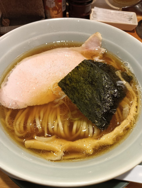 「中華そば」@中華蕎麦 時雨 コレットマーレ桜木町店の写真